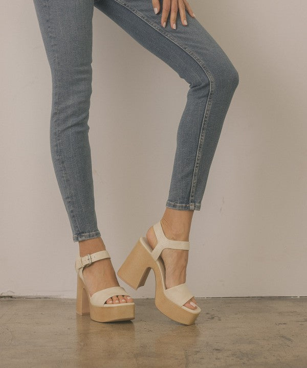 Oasis Society Sadie - Chunky Platform Heel