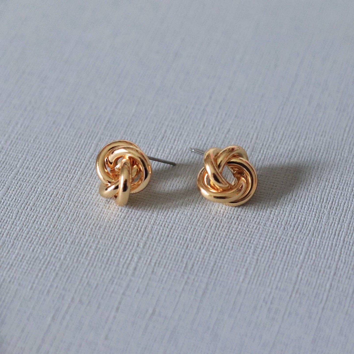 Mini Gold Knot Studs